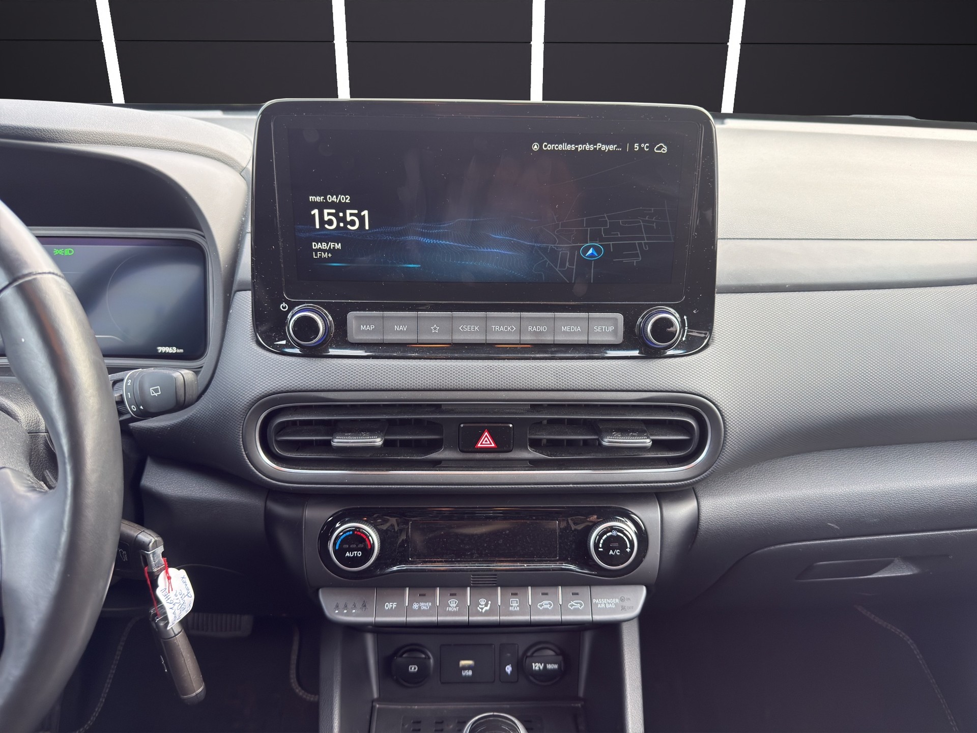 HYUNDAI Kona 1.6 GDi HEV Amplia DCT-image-10