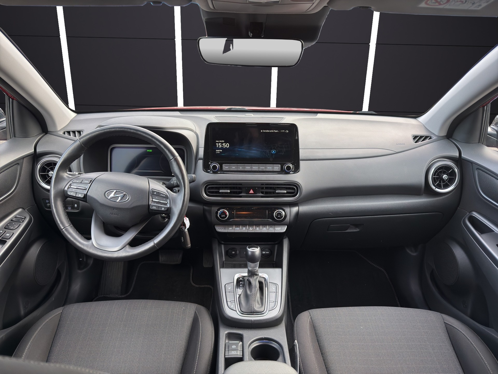 HYUNDAI Kona 1.6 GDi HEV Amplia DCT-image-8