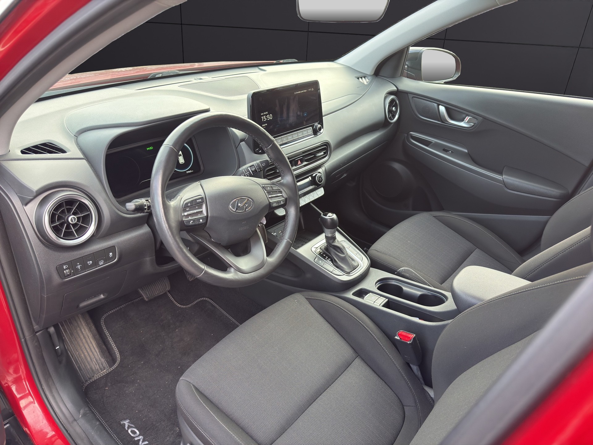 HYUNDAI Kona 1.6 GDi HEV Amplia DCT-image-13