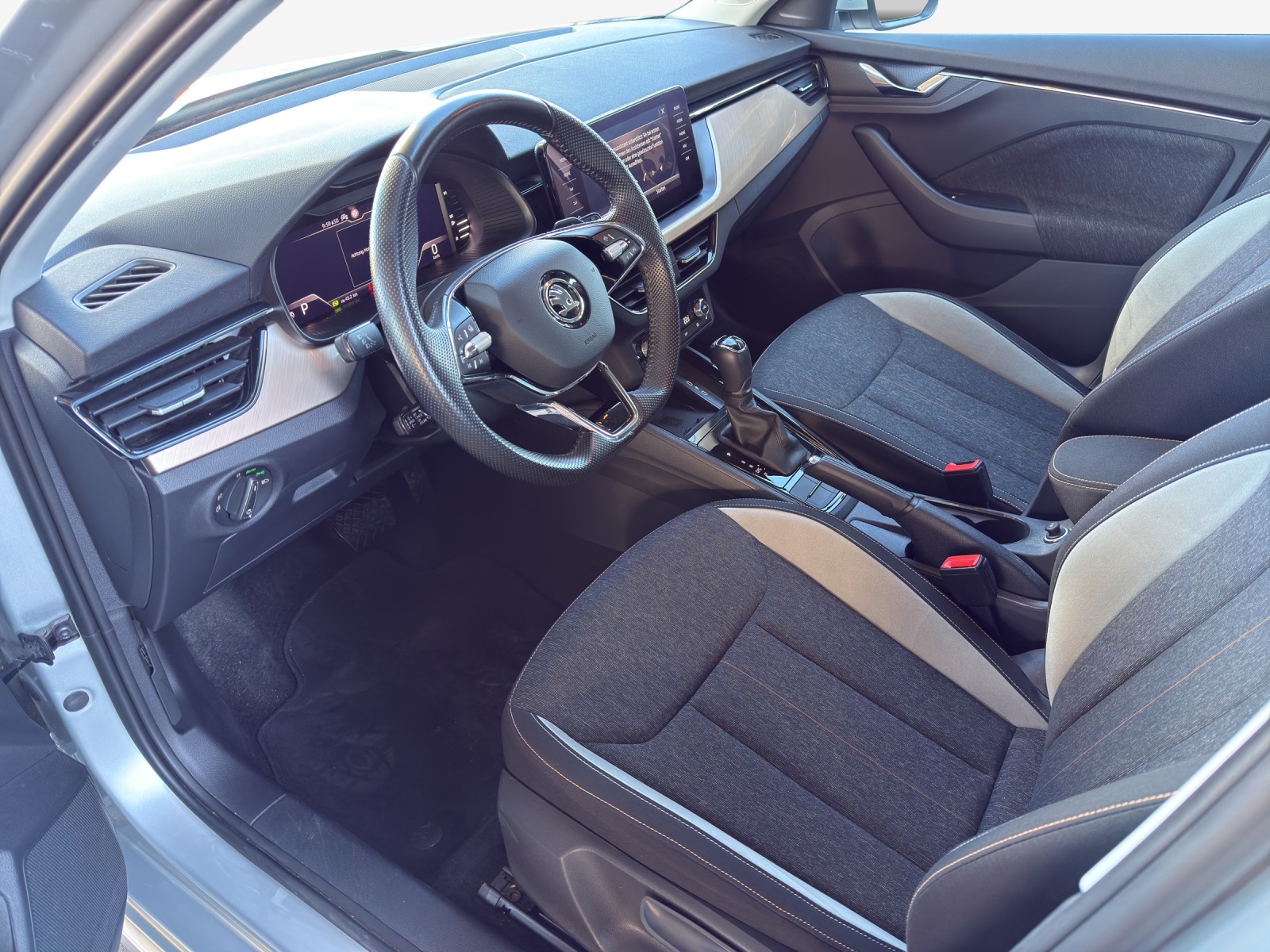 SKODA Kamiq 1.5 TSI ACT Style DSG-image-7