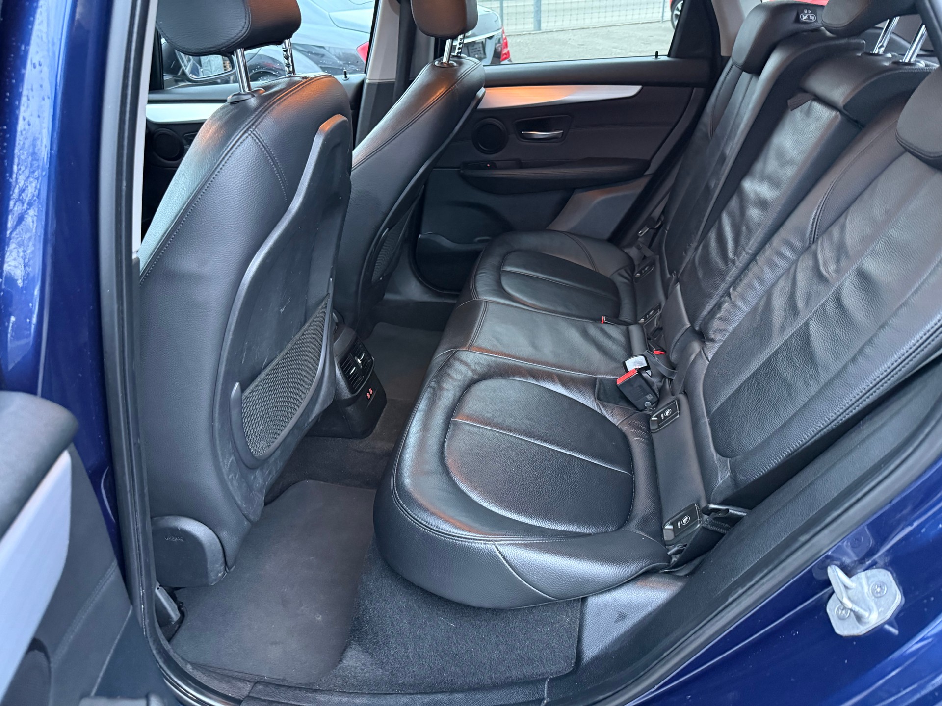 BMW 225xe iPerformance Active Tourer Steptronic-image-5