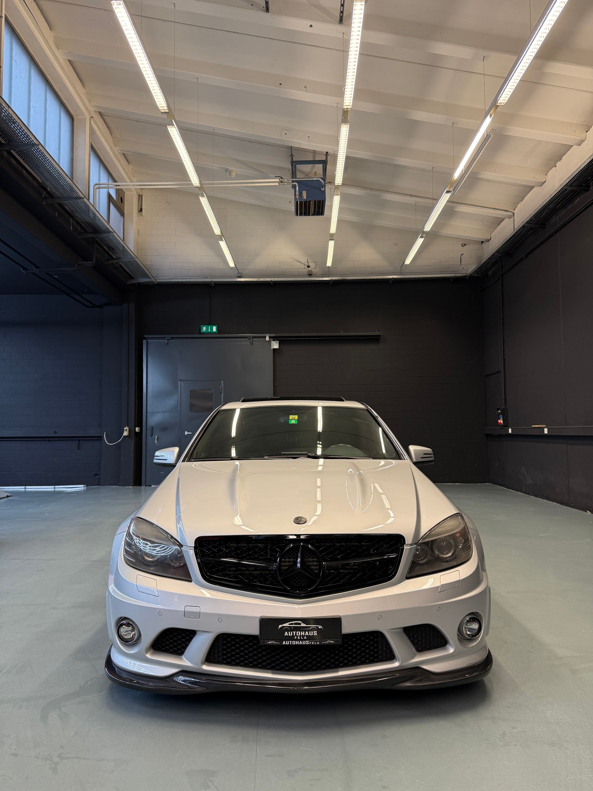 MERCEDES-BENZ C 63 AMG Avantgarde 7G-Tronic-image-1