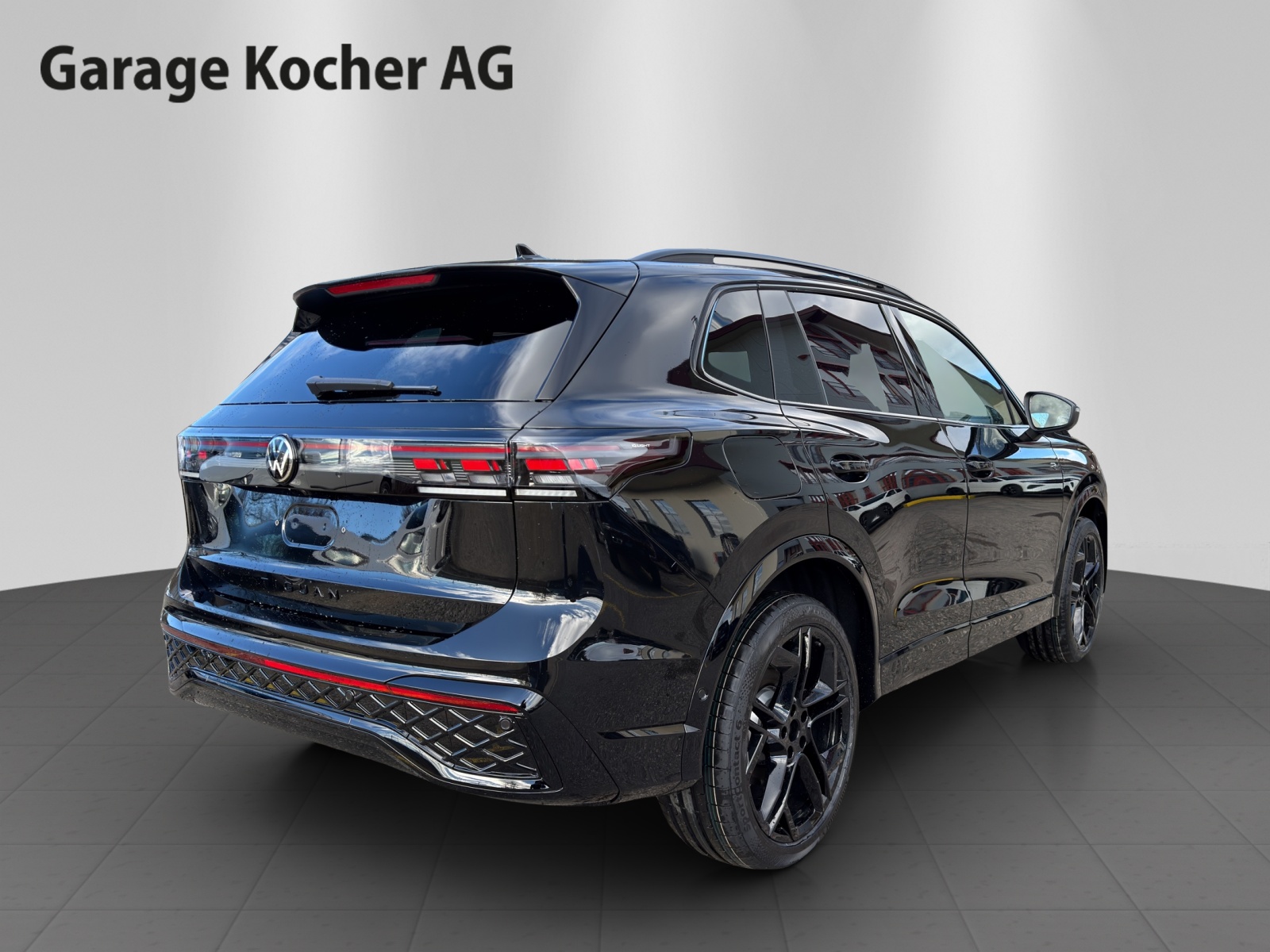VW Tiguan 2.0 TSI DSG R-Line 4Motion-image-5