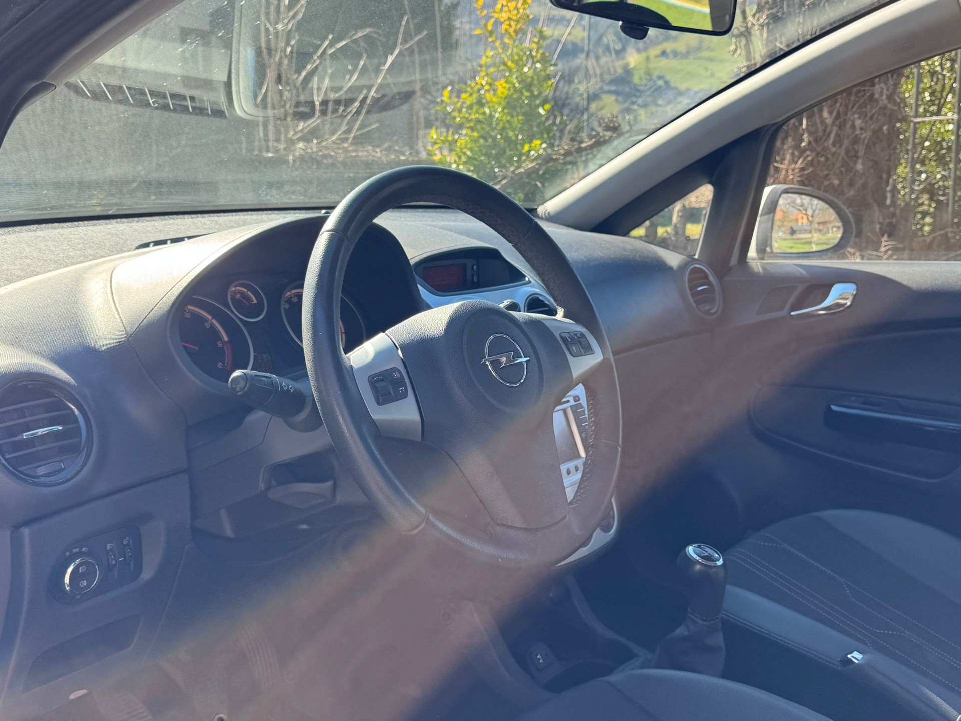 OPEL Corsa 1.3 D-image-4