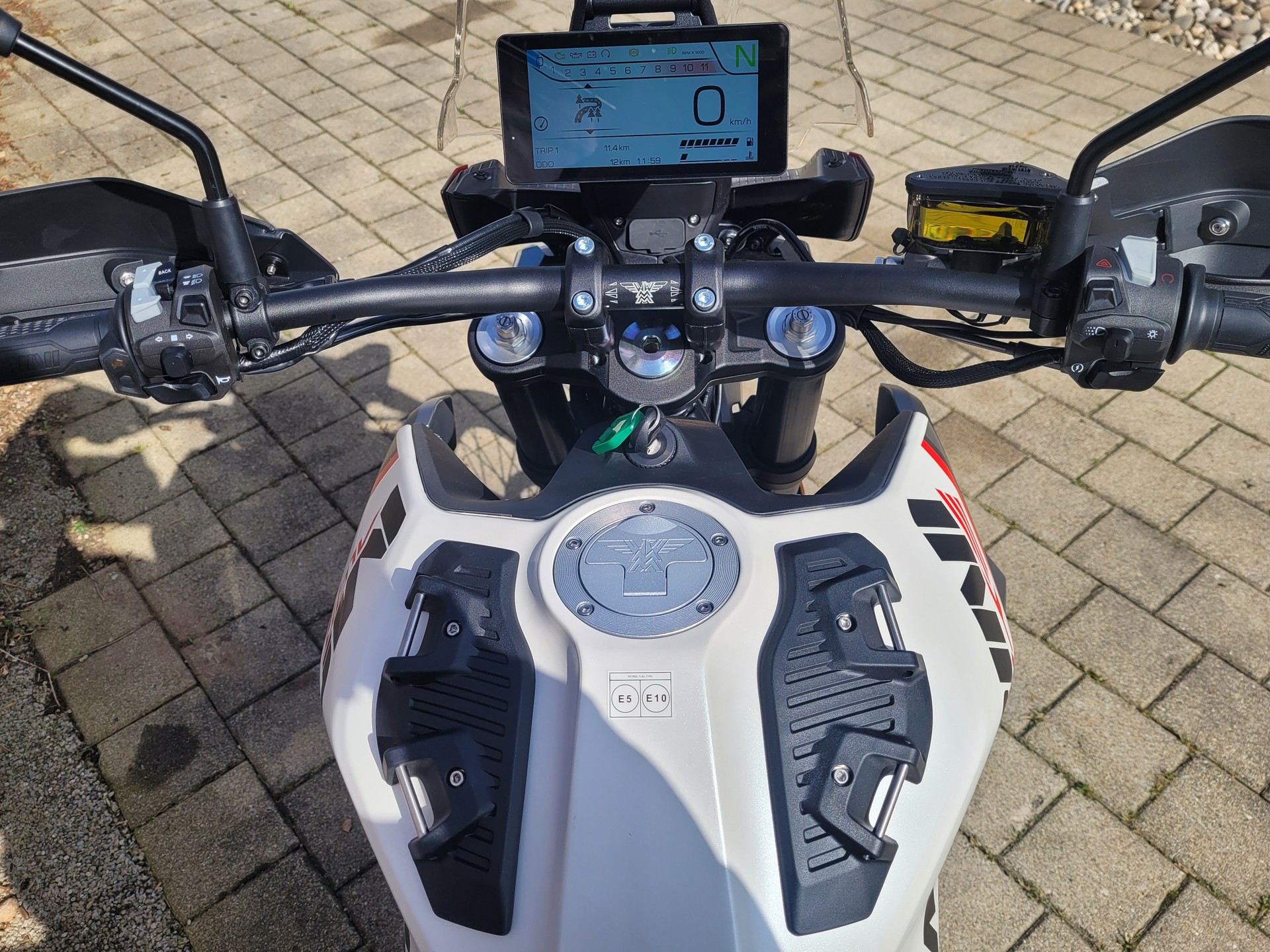 MOTO MORINI Alltrhike 450-image-6