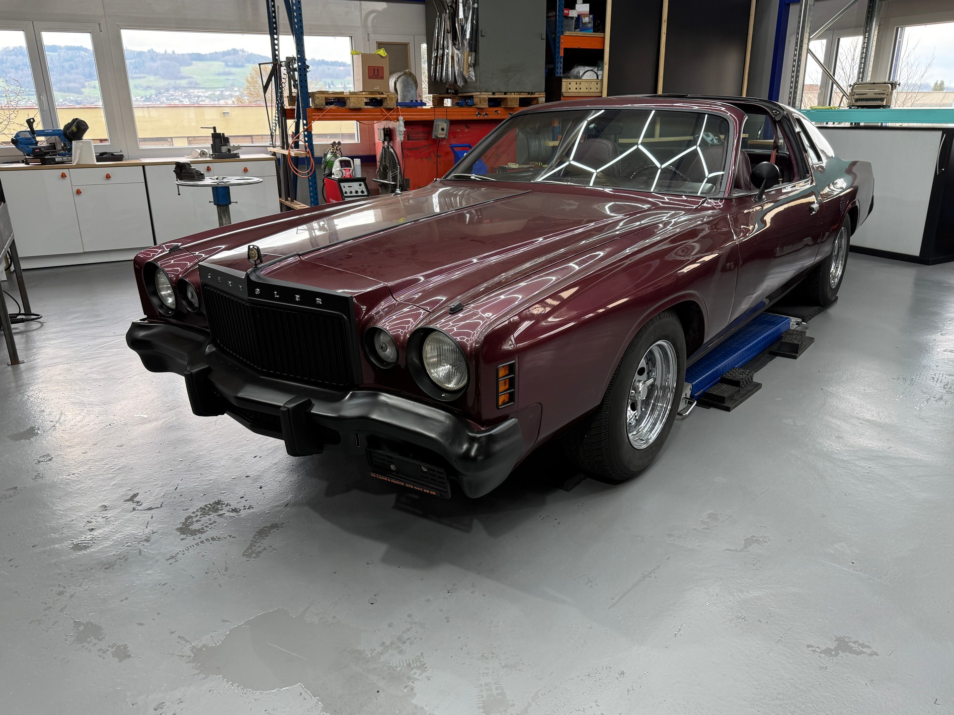 CHRYSLER Cordoba-image-1