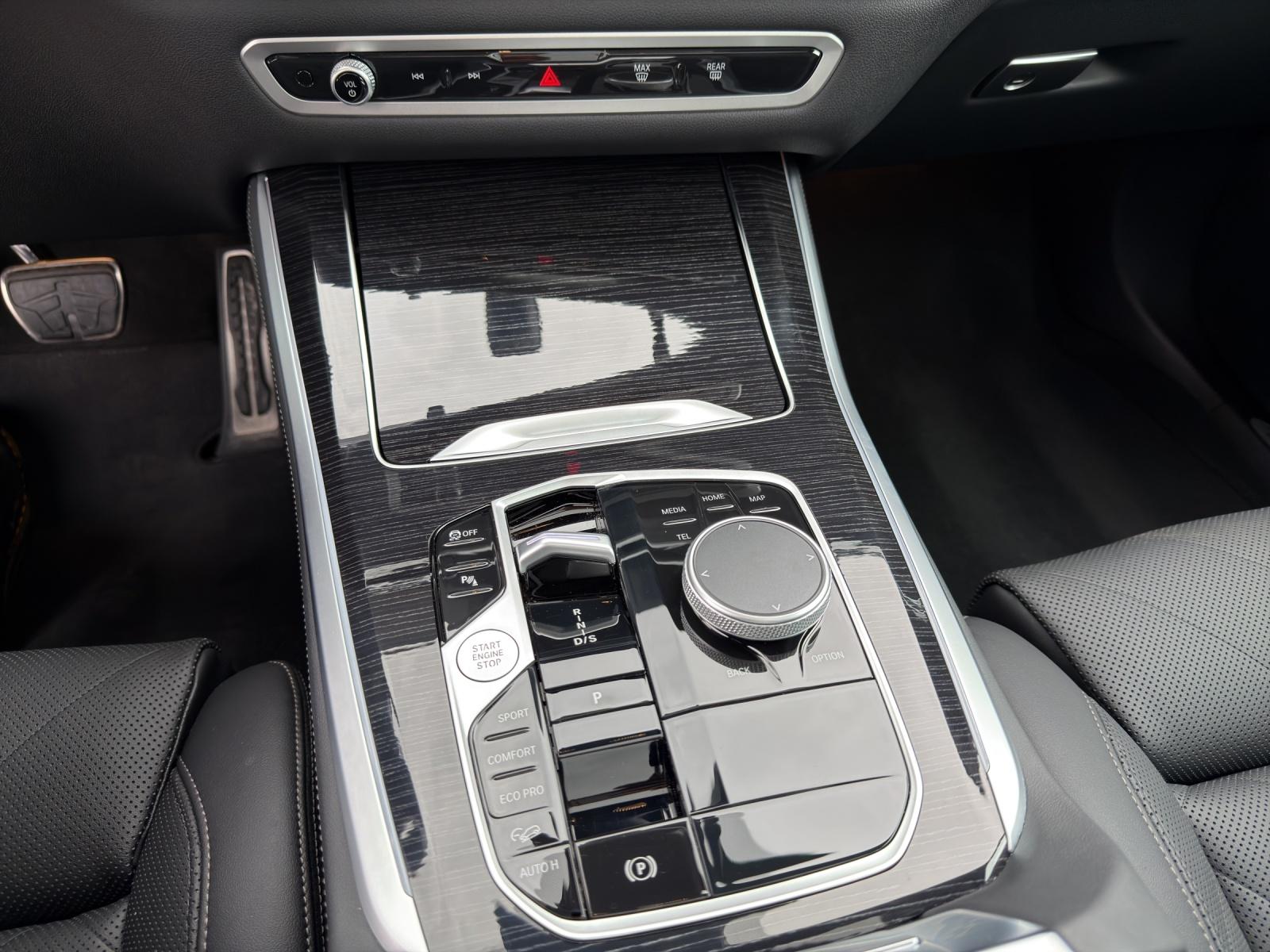 BMW X5 30d xDrive SAG-image-12