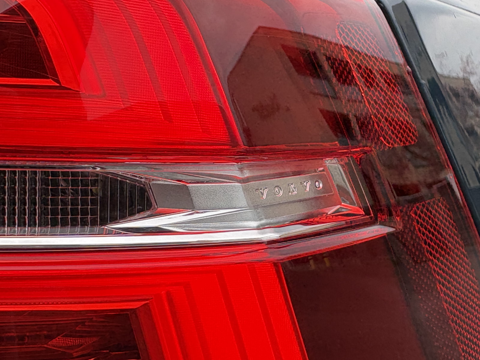 VOLVO V60 2.0 T6 TE R-Design eAWD-image-8