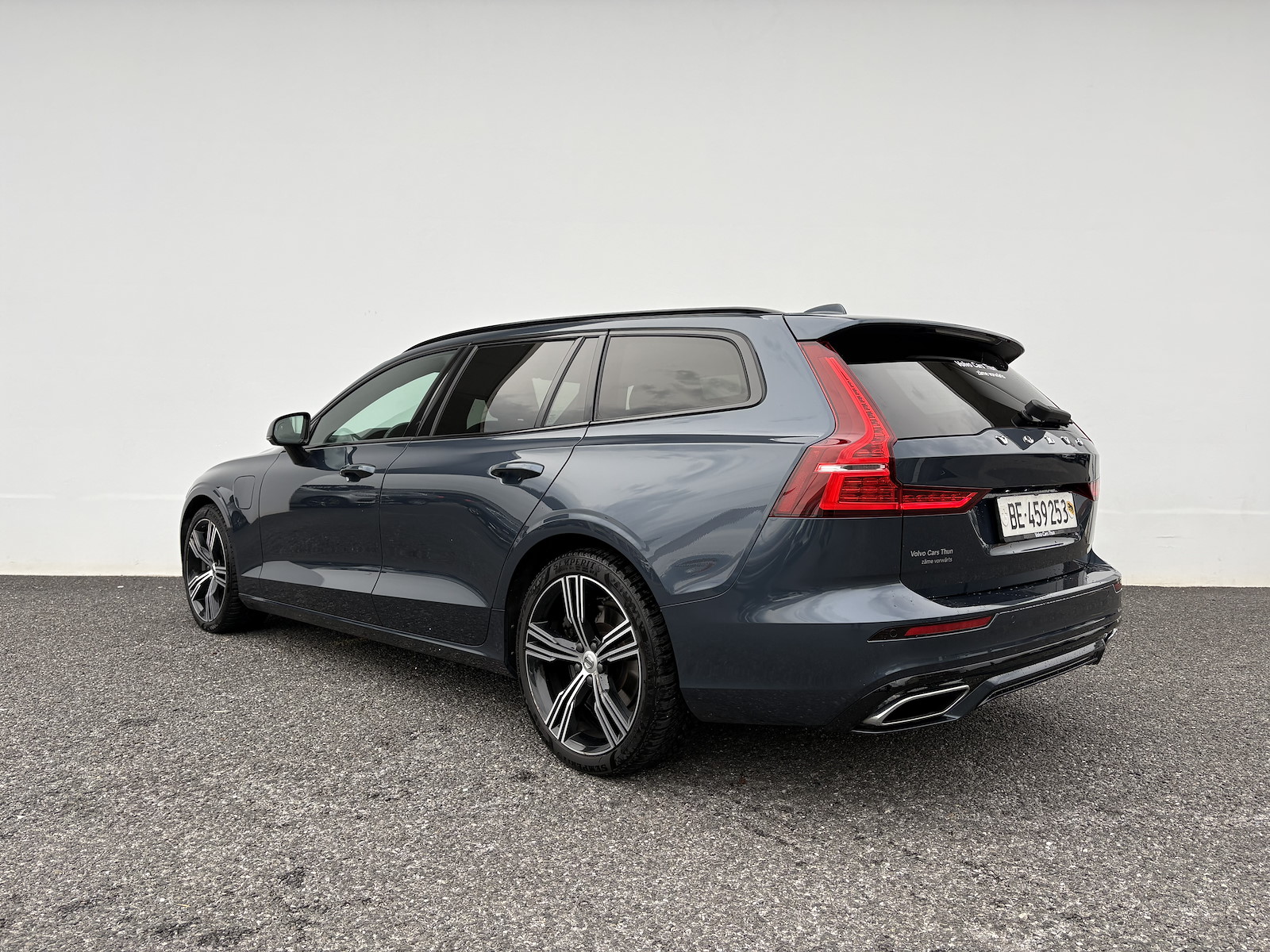 VOLVO V60 2.0 T6 TE R-Design eAWD-image-5