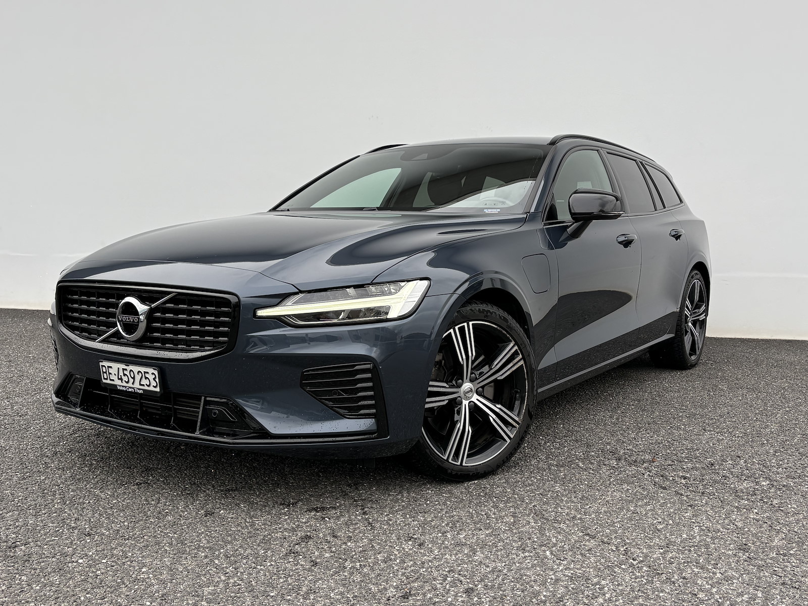 VOLVO V60 2.0 T6 TE R-Design eAWD-image-0