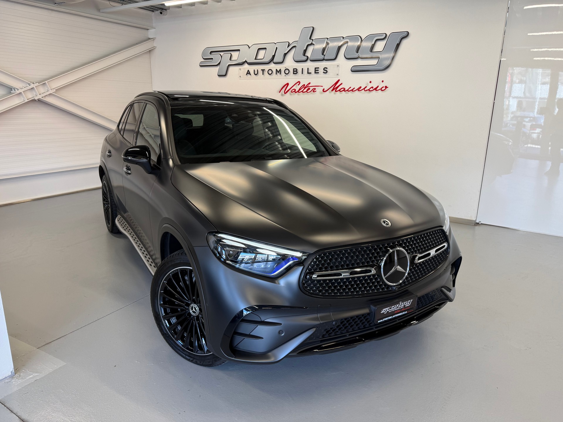 MERCEDES-BENZ GLC 400 e AMG 4Matic 9G-Tronic-image-0