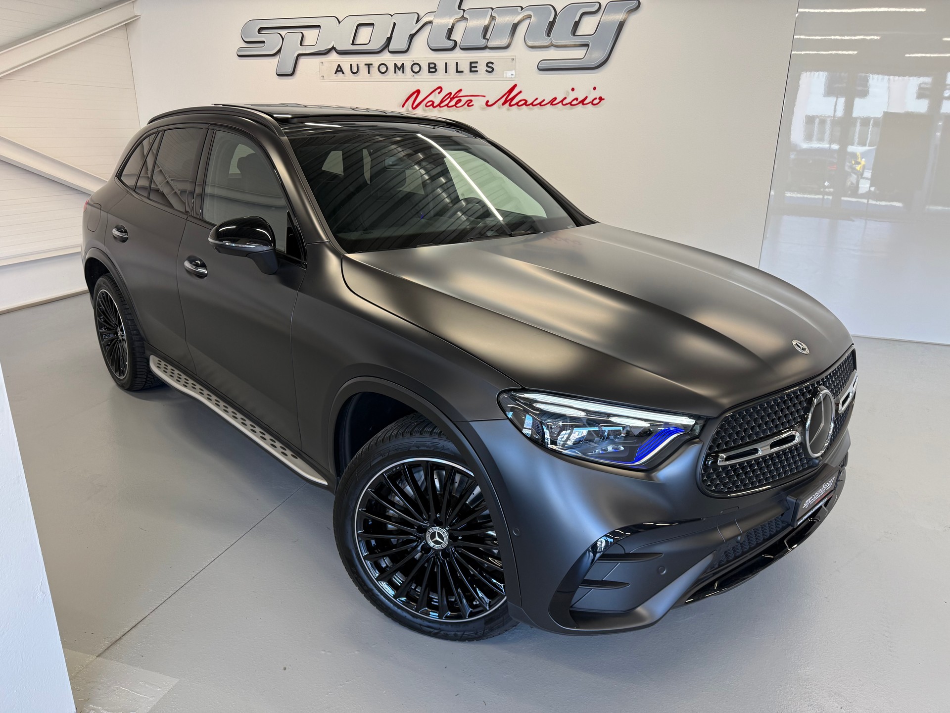 MERCEDES-BENZ GLC 400 e AMG 4Matic 9G-Tronic-image-1