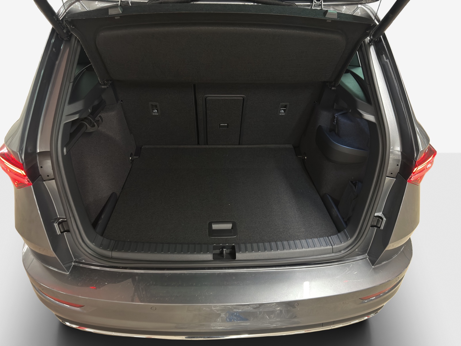SKODA Karoq 2.0 TSI SportLine 4x4 DSG-image-12