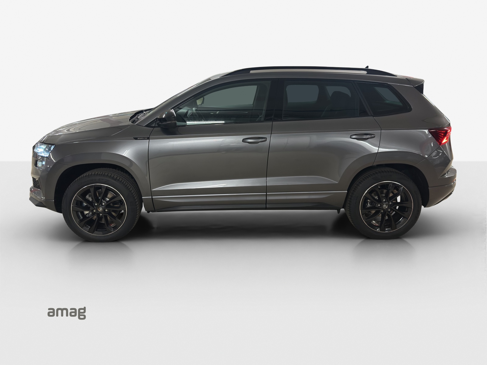 SKODA Karoq 2.0 TSI SportLine 4x4 DSG-image-1