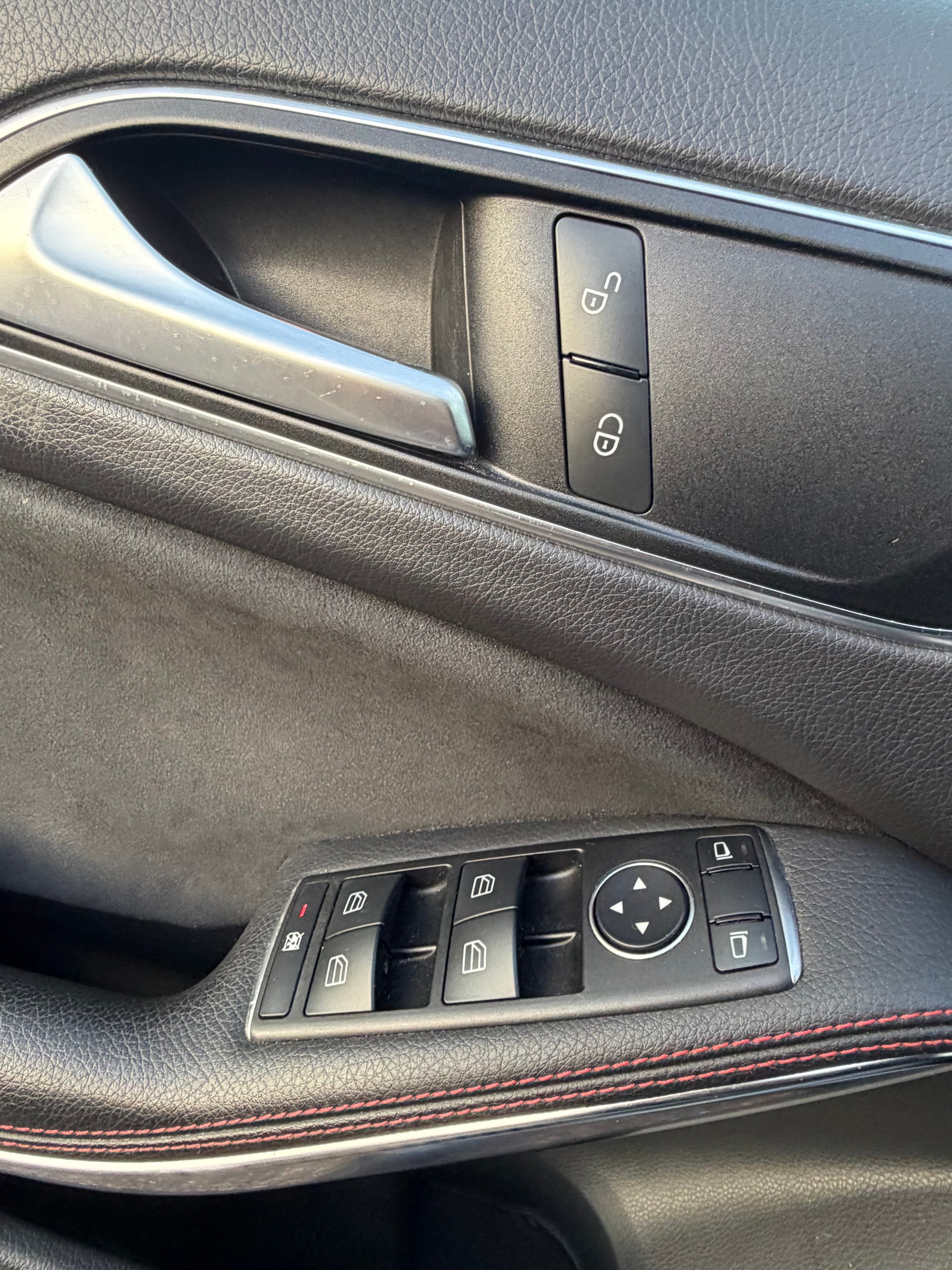 MERCEDES-BENZ A 45 AMG 4Matic Speedshift 7G-DCT-image-14