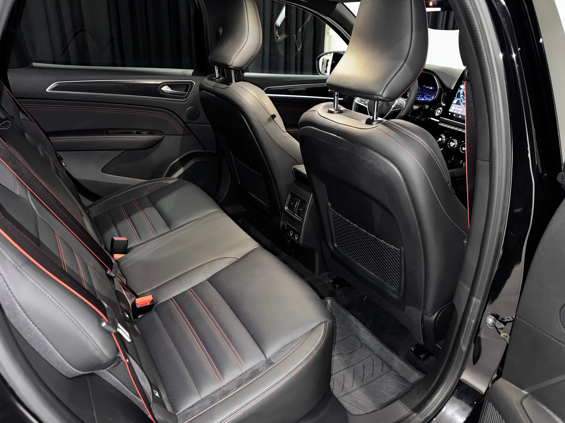 RENAULT Arkana 1.3 TCe R.S. Line EDC | 1.Hand |-image-18