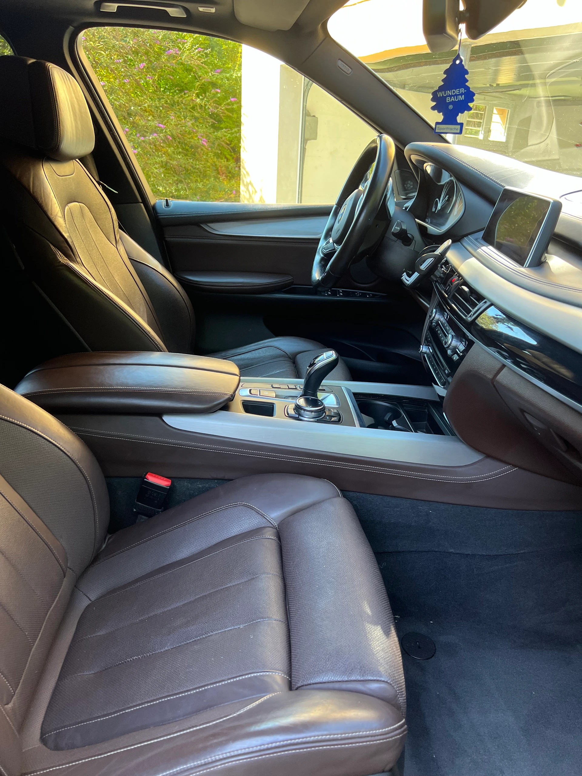 BMW 40d M-Paket Vollausstattung-image-0