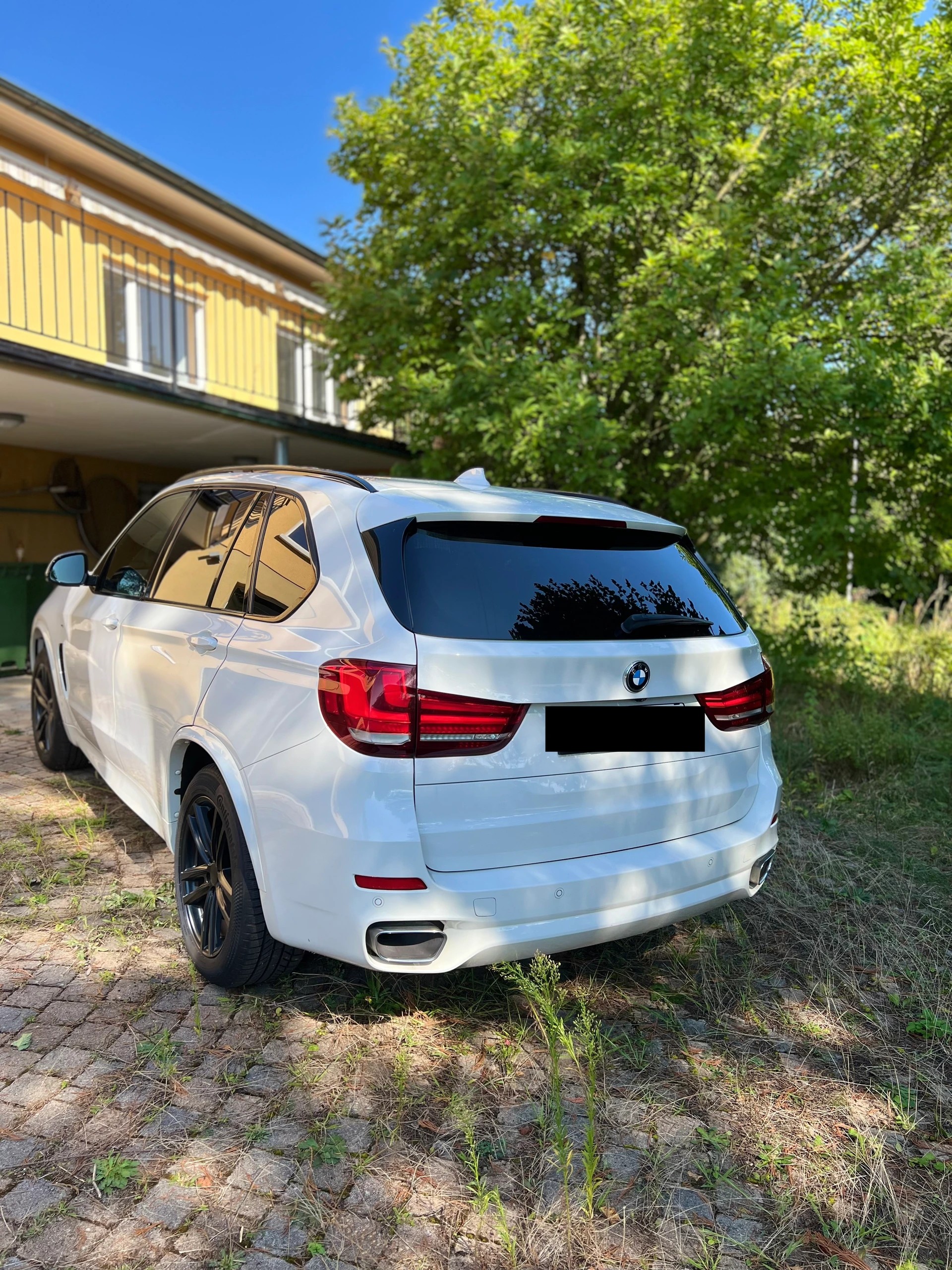 BMW 40d M-Paket Vollausstattung-image-2