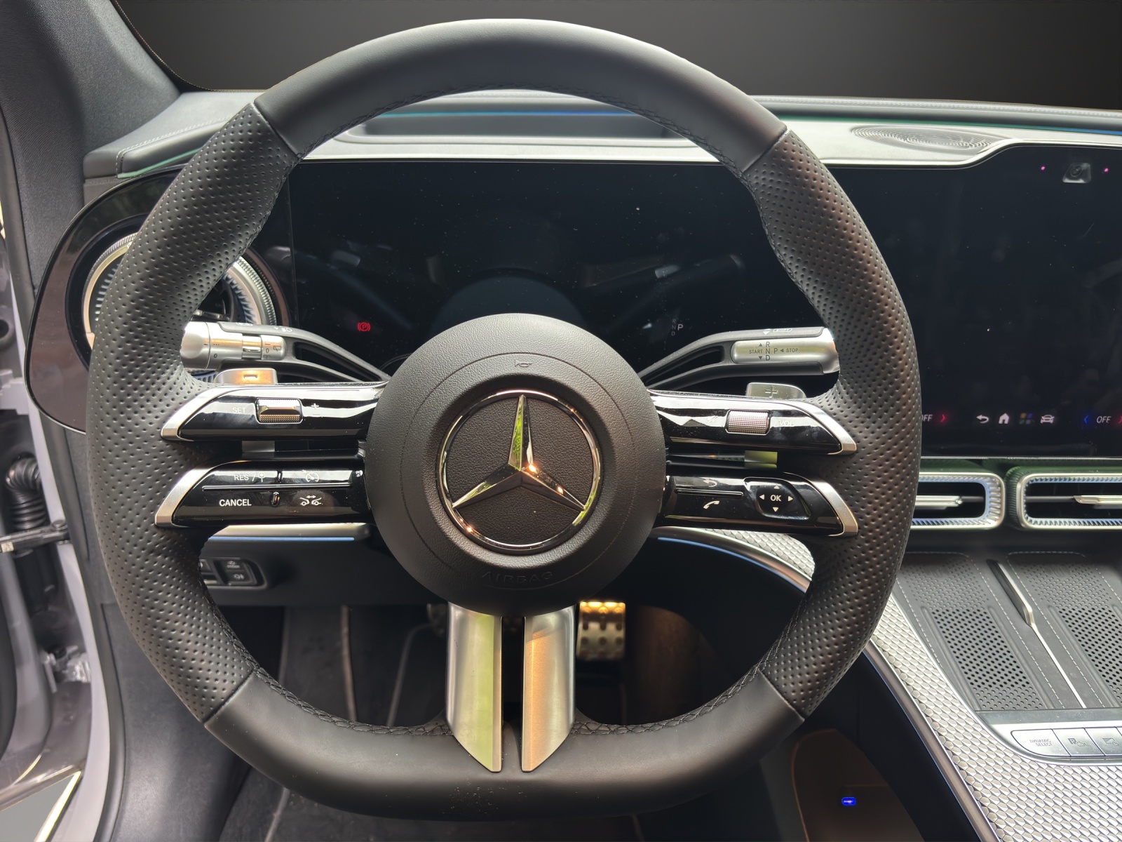 MERCEDES-BENZ GLC 400 4MATIC 94 kWh EQ-image-13