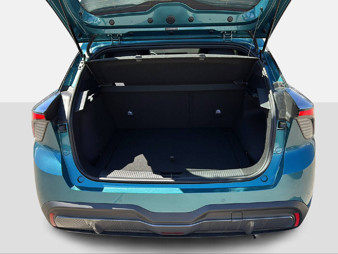 MG 4 64kWh Xpower 4WD-image-13