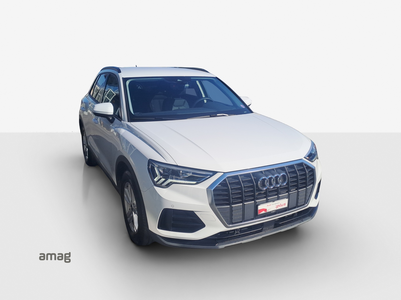 AUDI Q3 35 TFSI Attraction S-tronic-image-15