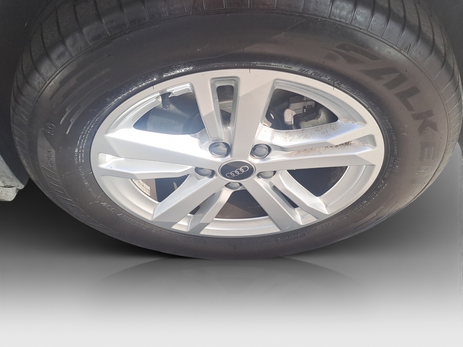AUDI Q3 35 TFSI Attraction S-tronic-image-14