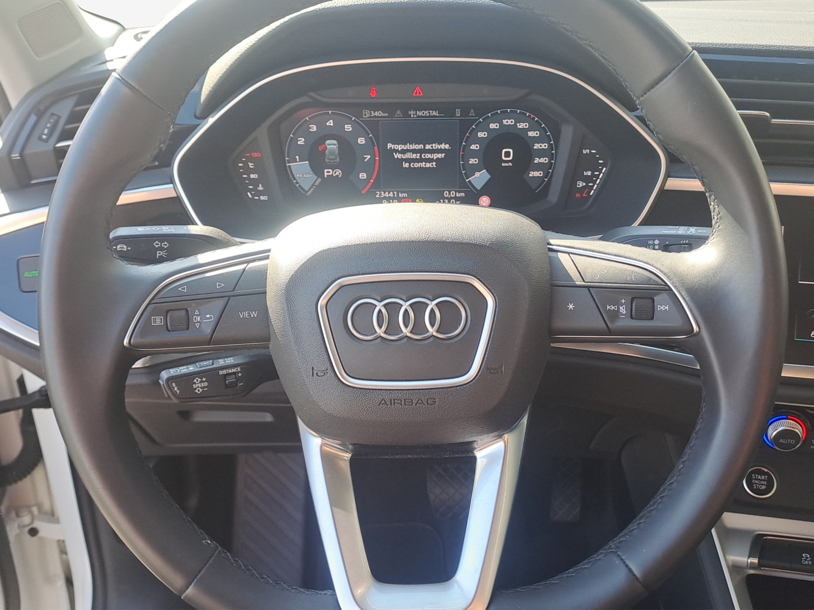AUDI Q3 35 TFSI Attraction S-tronic-image-9