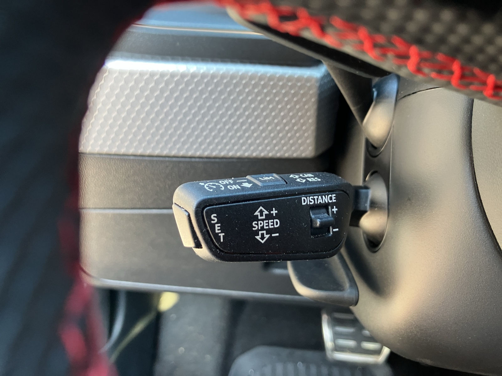 AUDI A1 Sportback 40 TFSI S Line S-tronic-image-10