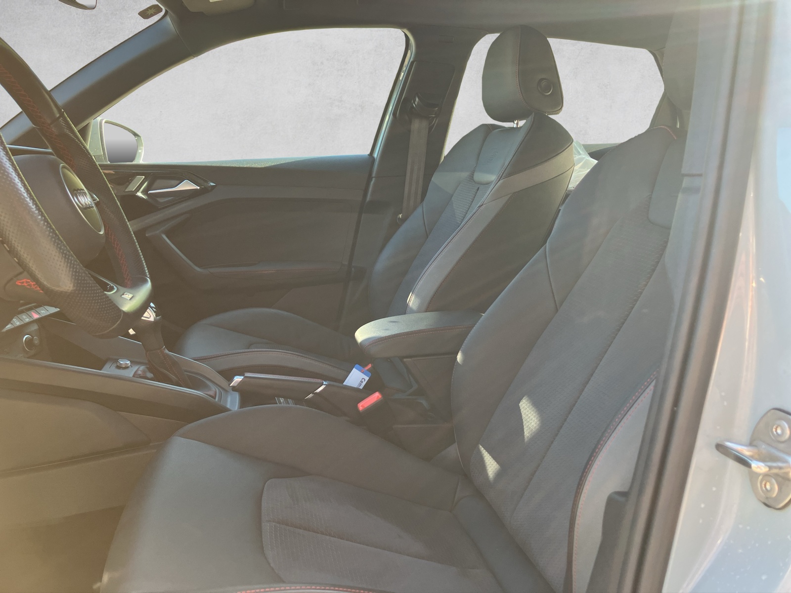 AUDI A1 Sportback 40 TFSI S Line S-tronic-image-8
