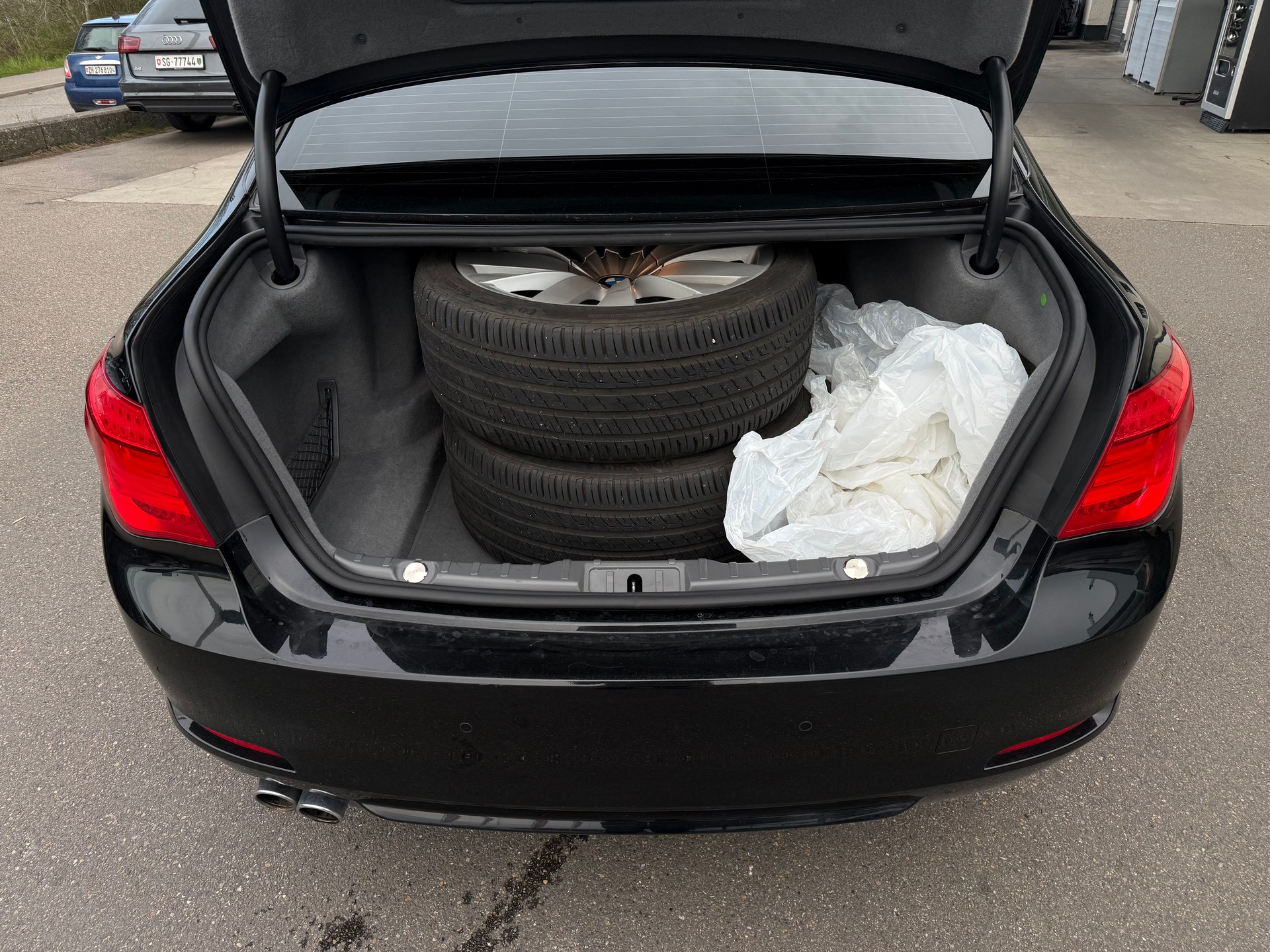 BMW 730d-image-4
