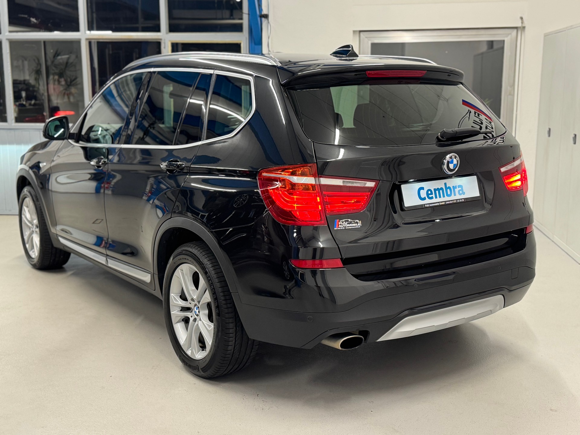BMW X3 xDrive 20i xLine Steptronic-image-5