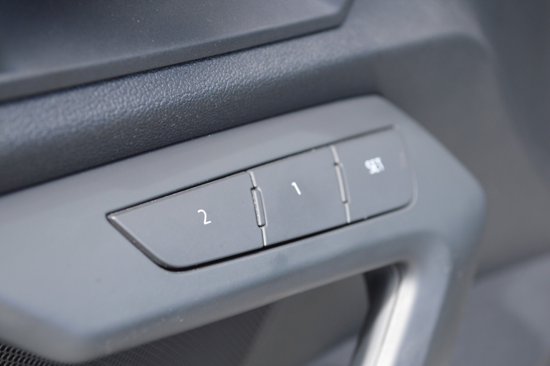 AUDI A3 Sportback 35 TFSI S line Attraction S-tronic-image-20