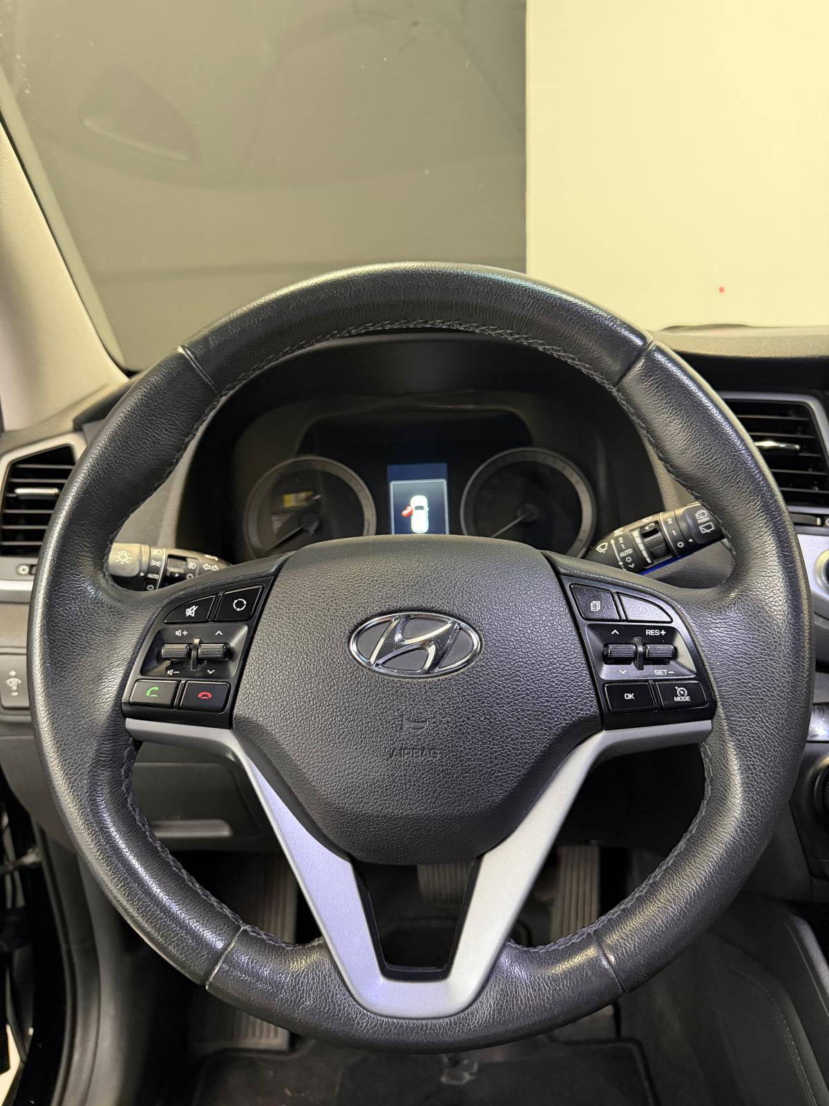 HYUNDAI Tucson 1.6 TGDI Launch Edition 4WD Automatic ***CH-Fahrzeug*** Vollausstattung-image-8