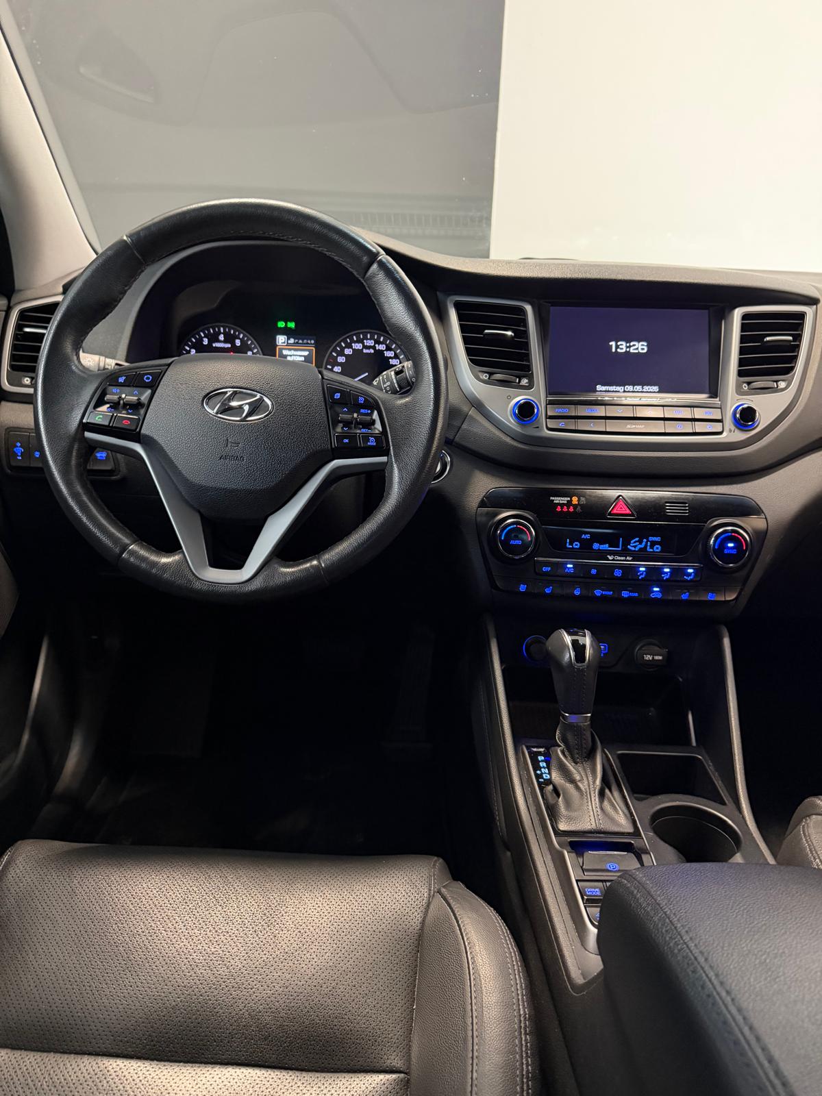 HYUNDAI Tucson 1.6 TGDI Launch Edition 4WD Automatic ***CH-Fahrzeug*** Vollausstattung-image-7