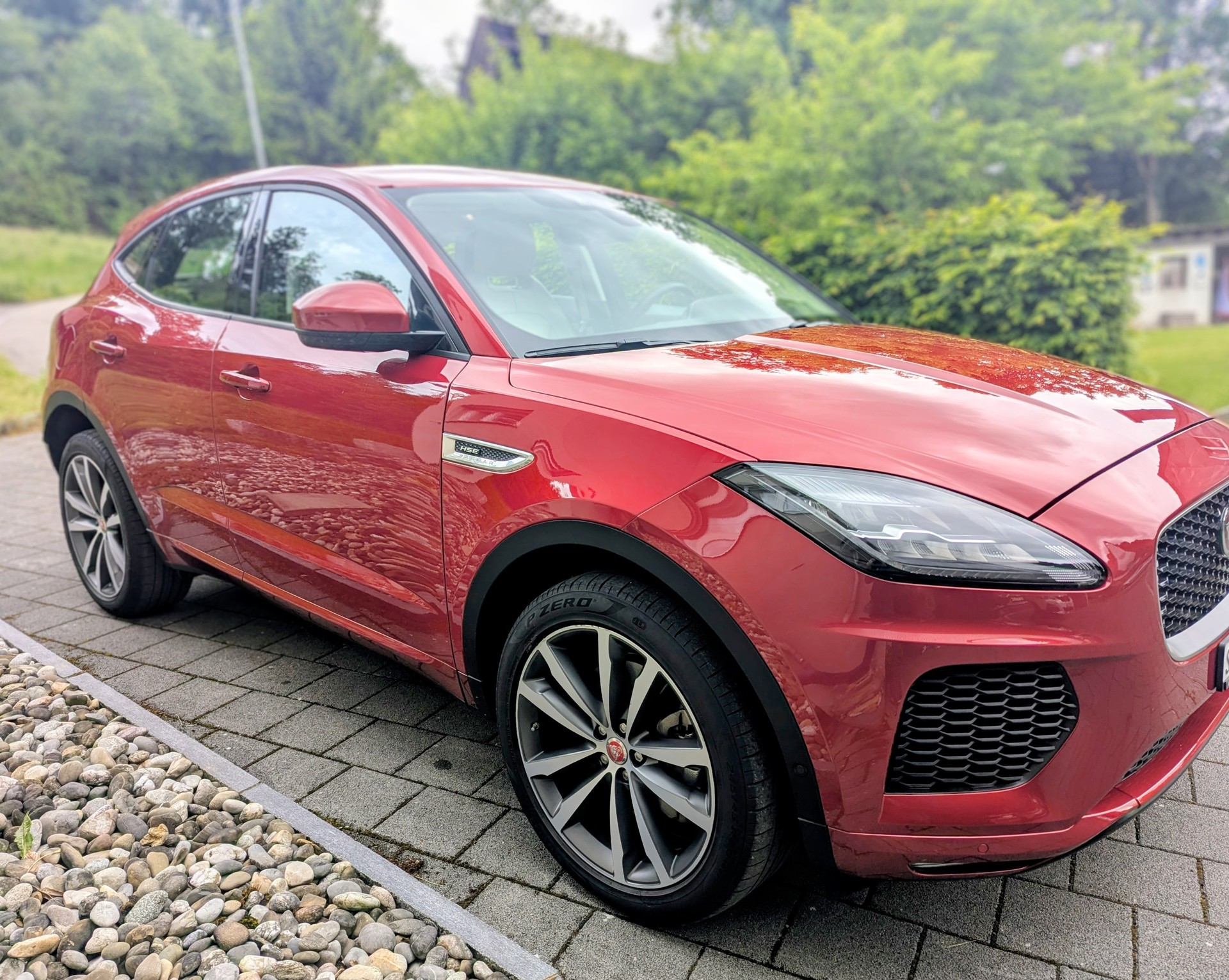 JAGUAR 2.0 T 250 R-Dynamic HSE AWD-image-1