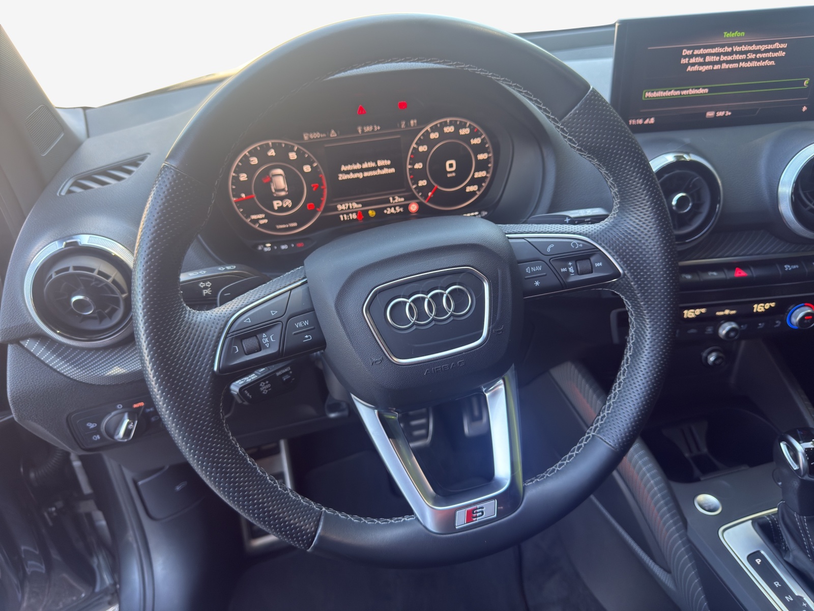 AUDI Q2 35 TFSI S line S-tronic-image-9