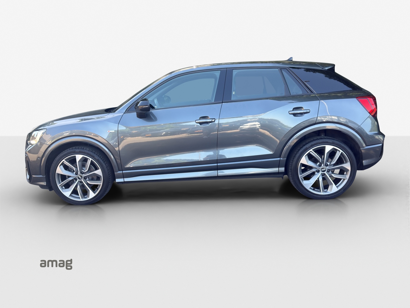 AUDI Q2 35 TFSI S line S-tronic-image-1