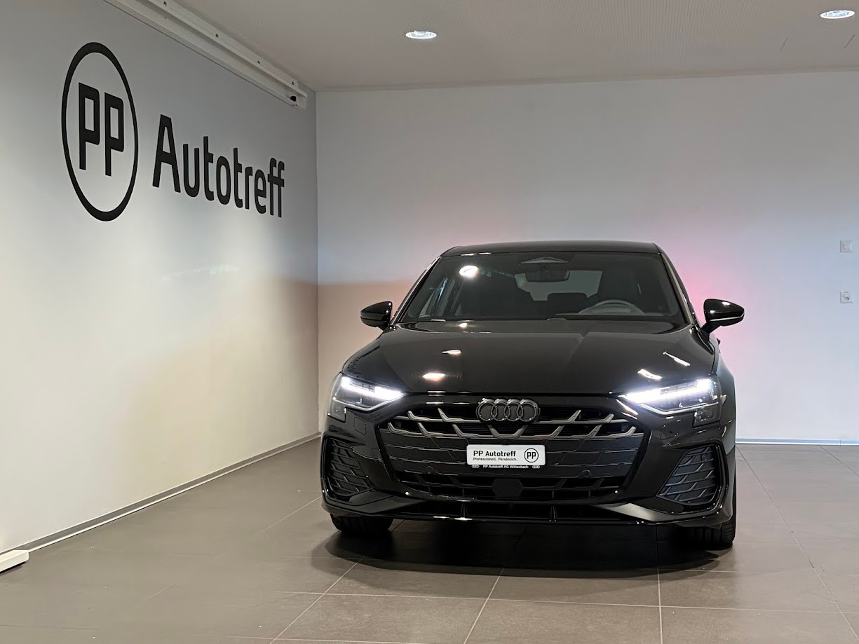 AUDI A3 Sportback TFSI 110 kW S line Attraction S tronic