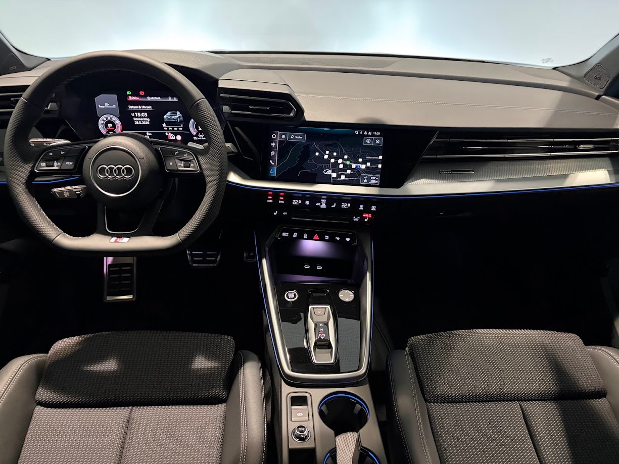 AUDI A3 Sportback TFSI 110 kW S line Attraction S tronic-image-11