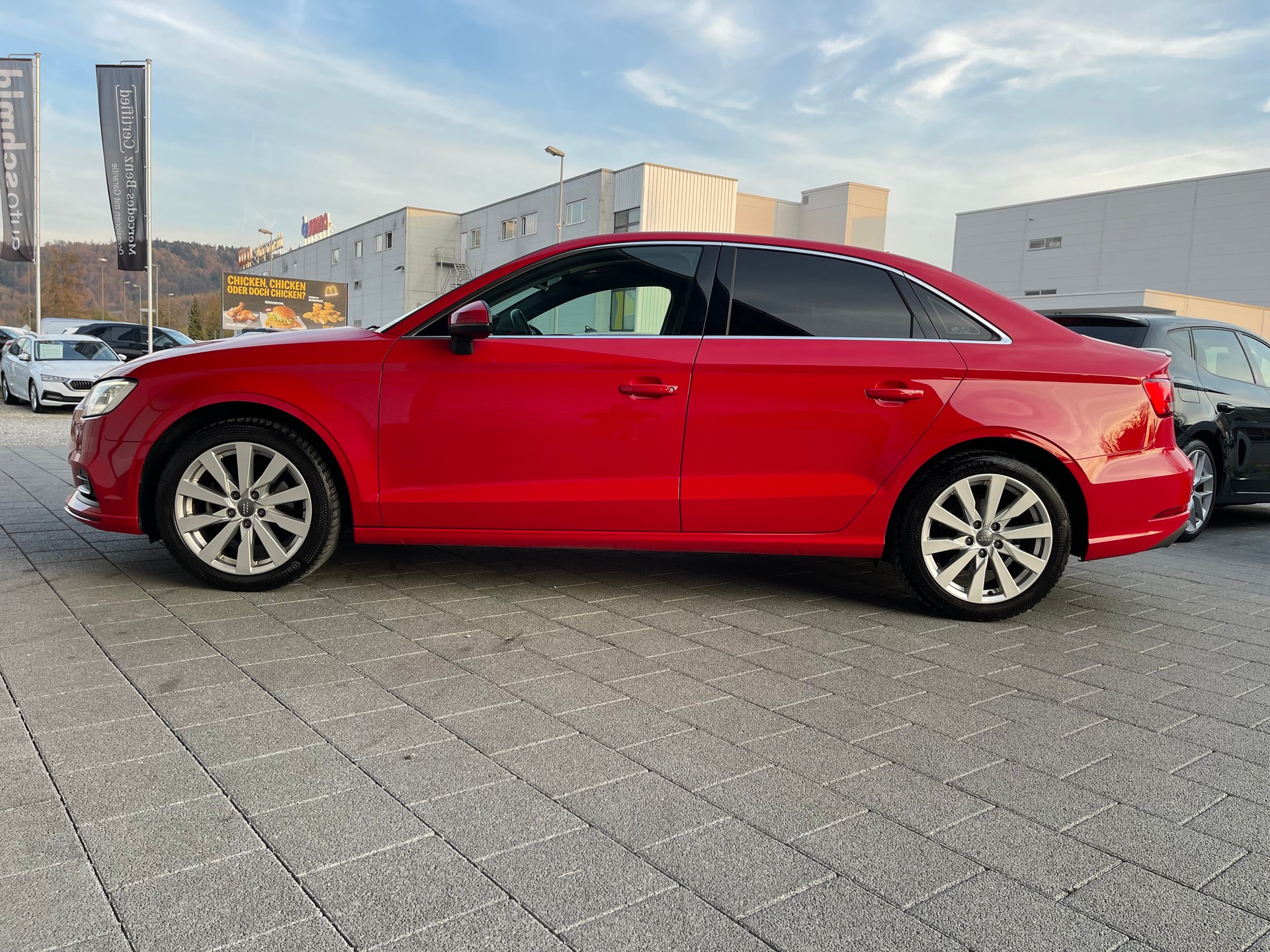 AUDI A3 Limousine 1.5 TFSI Sport S-tronic-image-8