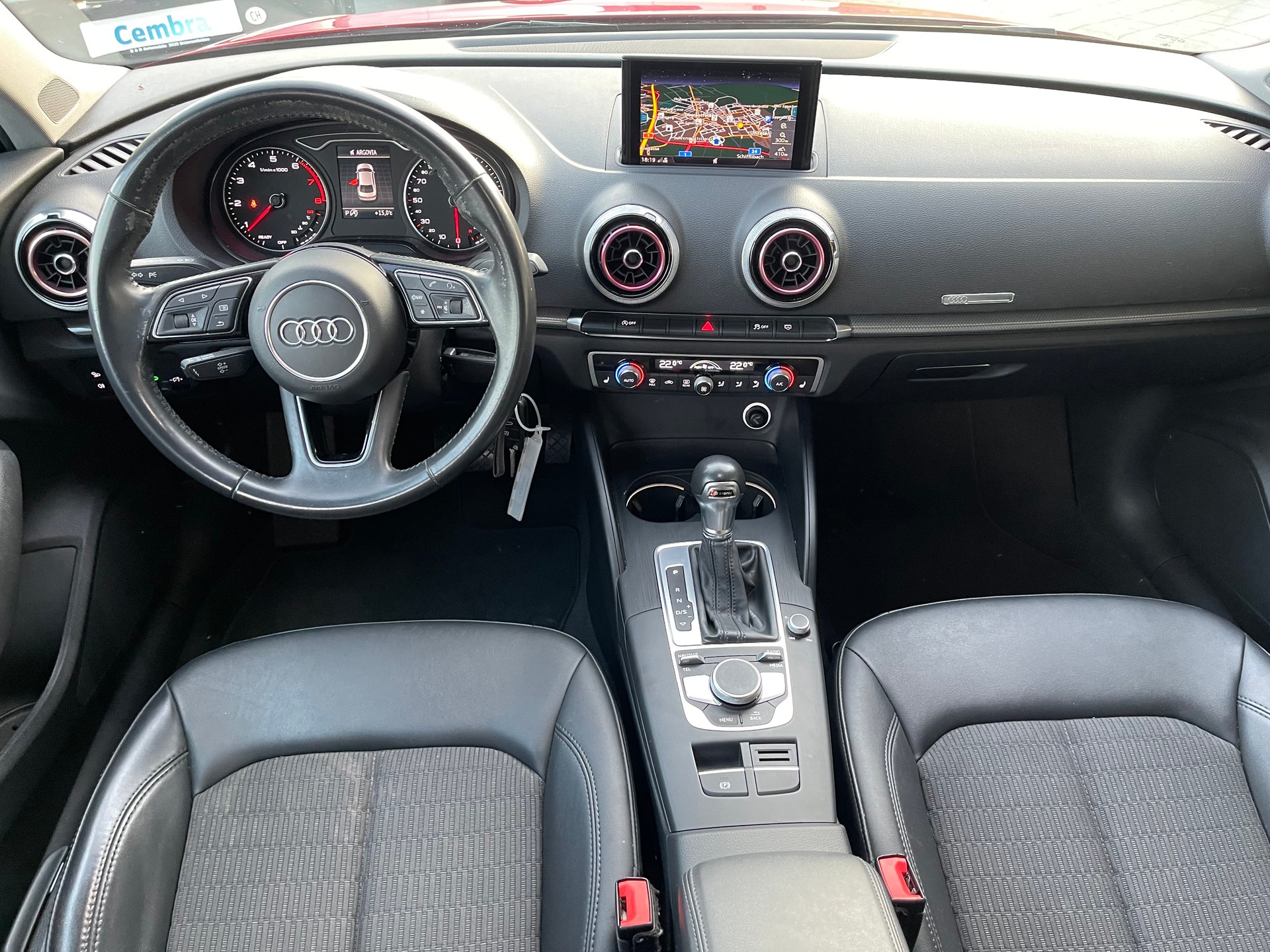 AUDI A3 Limousine 1.5 TFSI Sport S-tronic-image-12