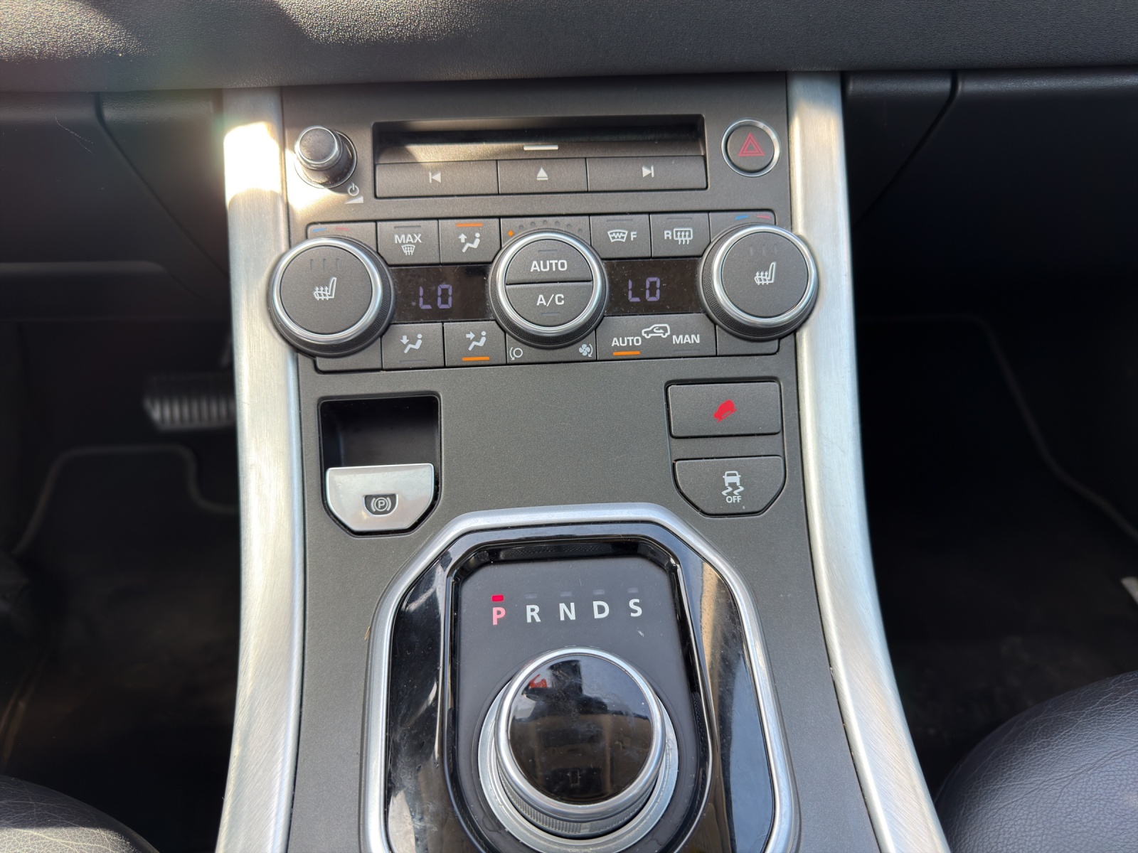 LAND ROVER Range Rover Evoque 2.0 Si4 Dynamic AT6-image-22