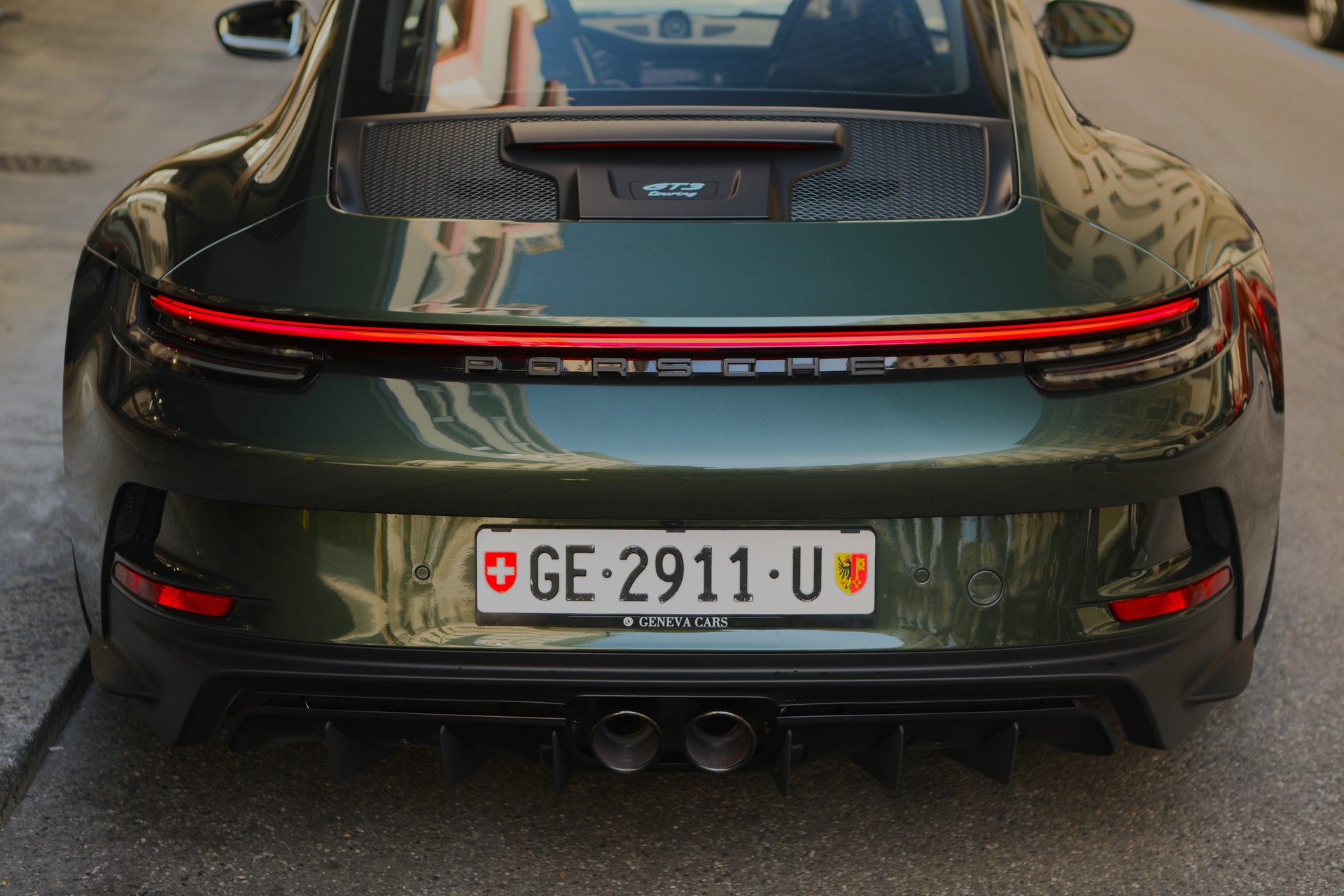 PORSCHE 911 GT3 Touring Oak Green - PTS - Carbone-image-4