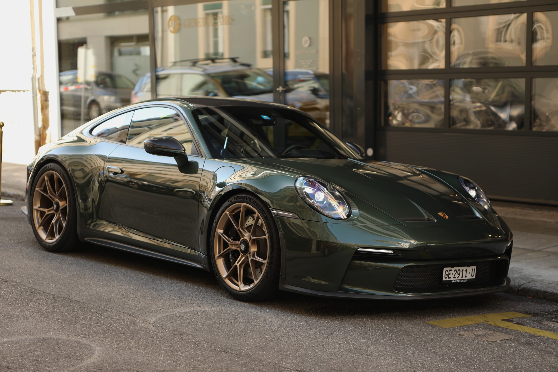 PORSCHE 911 GT3 Touring Oak Green - PTS - Carbone-image-5