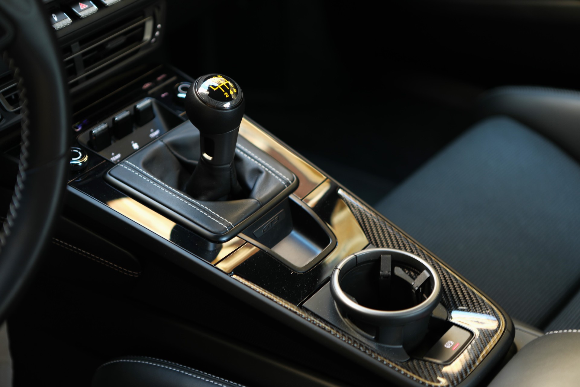 PORSCHE 911 GT3 Touring Oak Green - PTS - Carbone-image-9