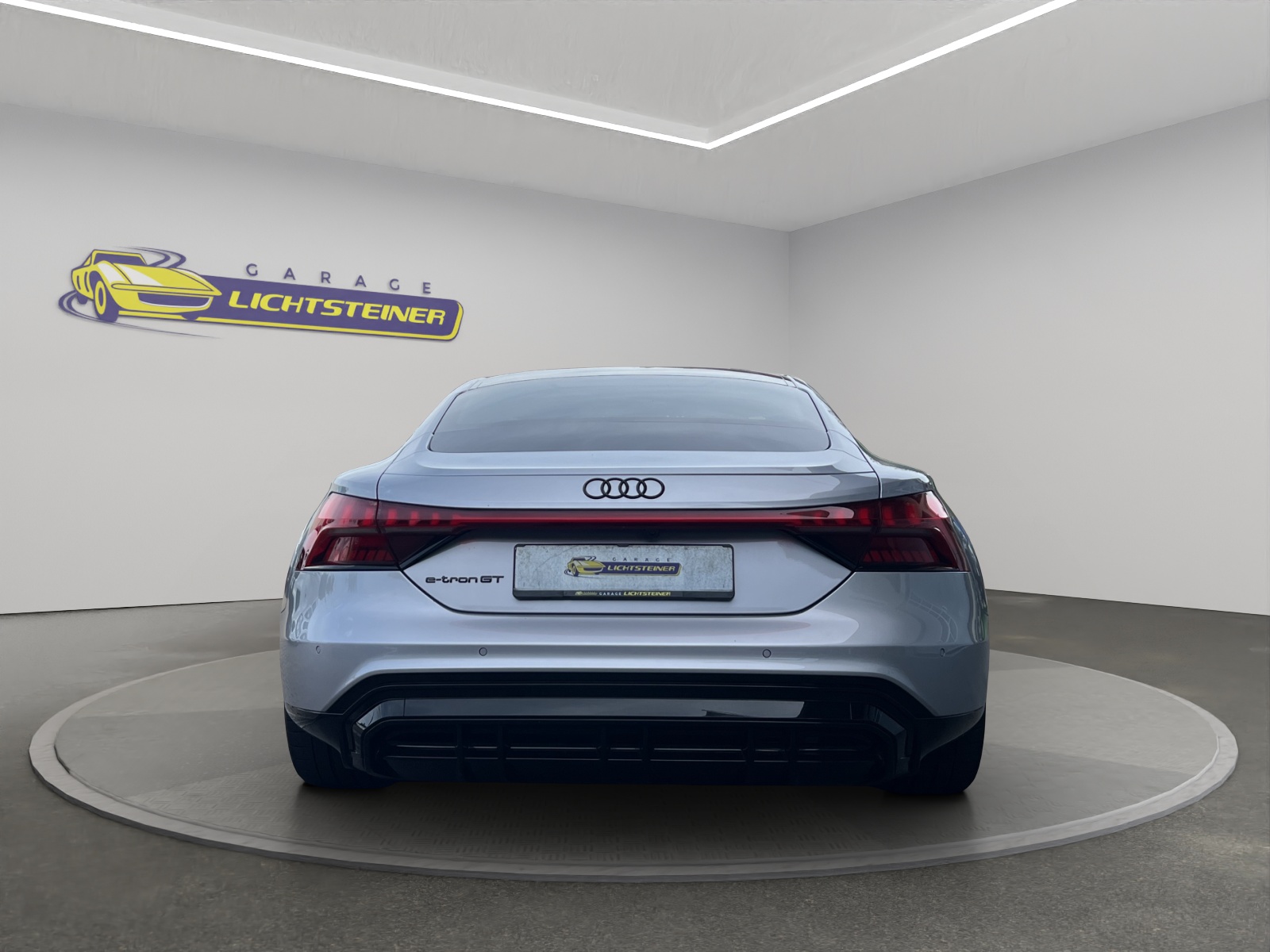 AUDI e-tron GT quattro-image-4