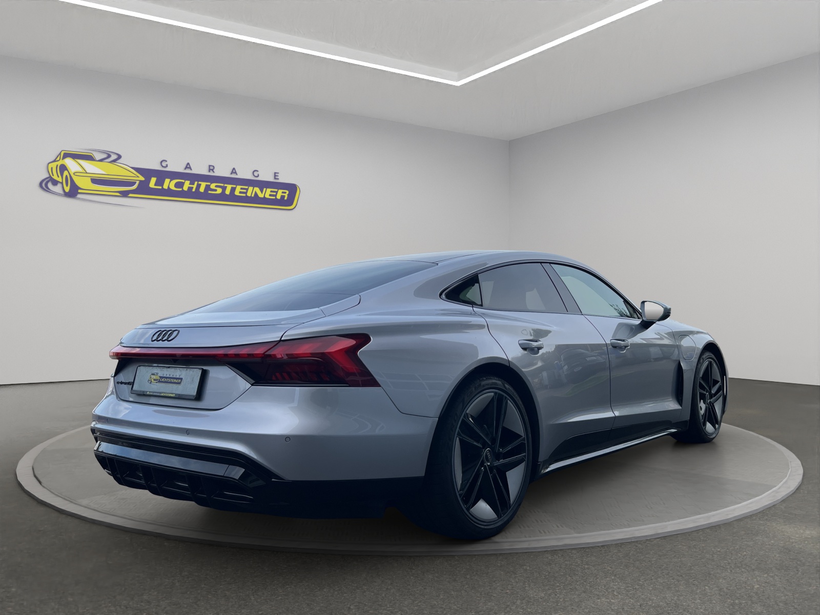 AUDI e-tron GT quattro-image-5