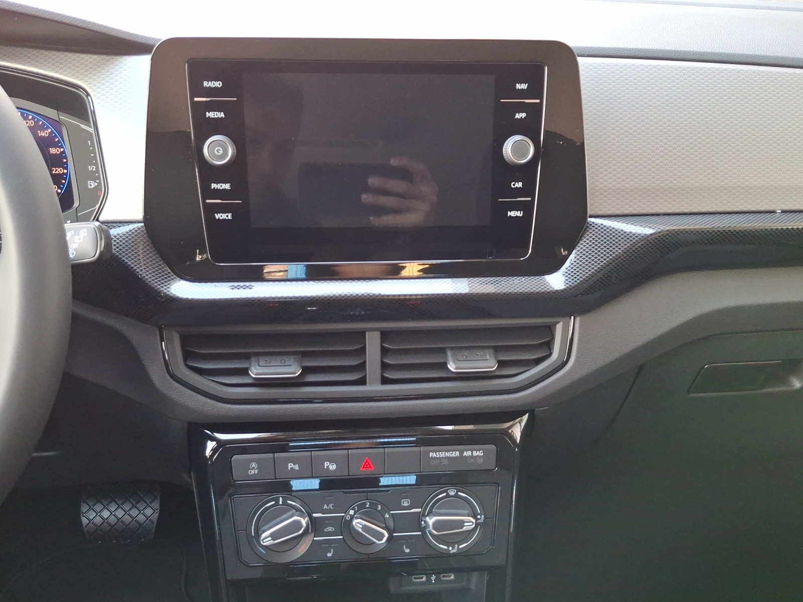 VW T-Cross 1.0 TSI EVO United DSG-image-10