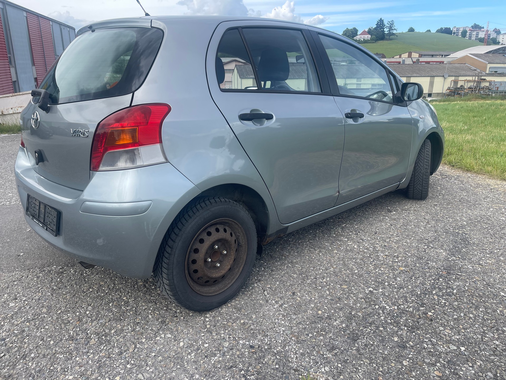 TOYOTA Yaris 1.33 Linea Sol-image-7
