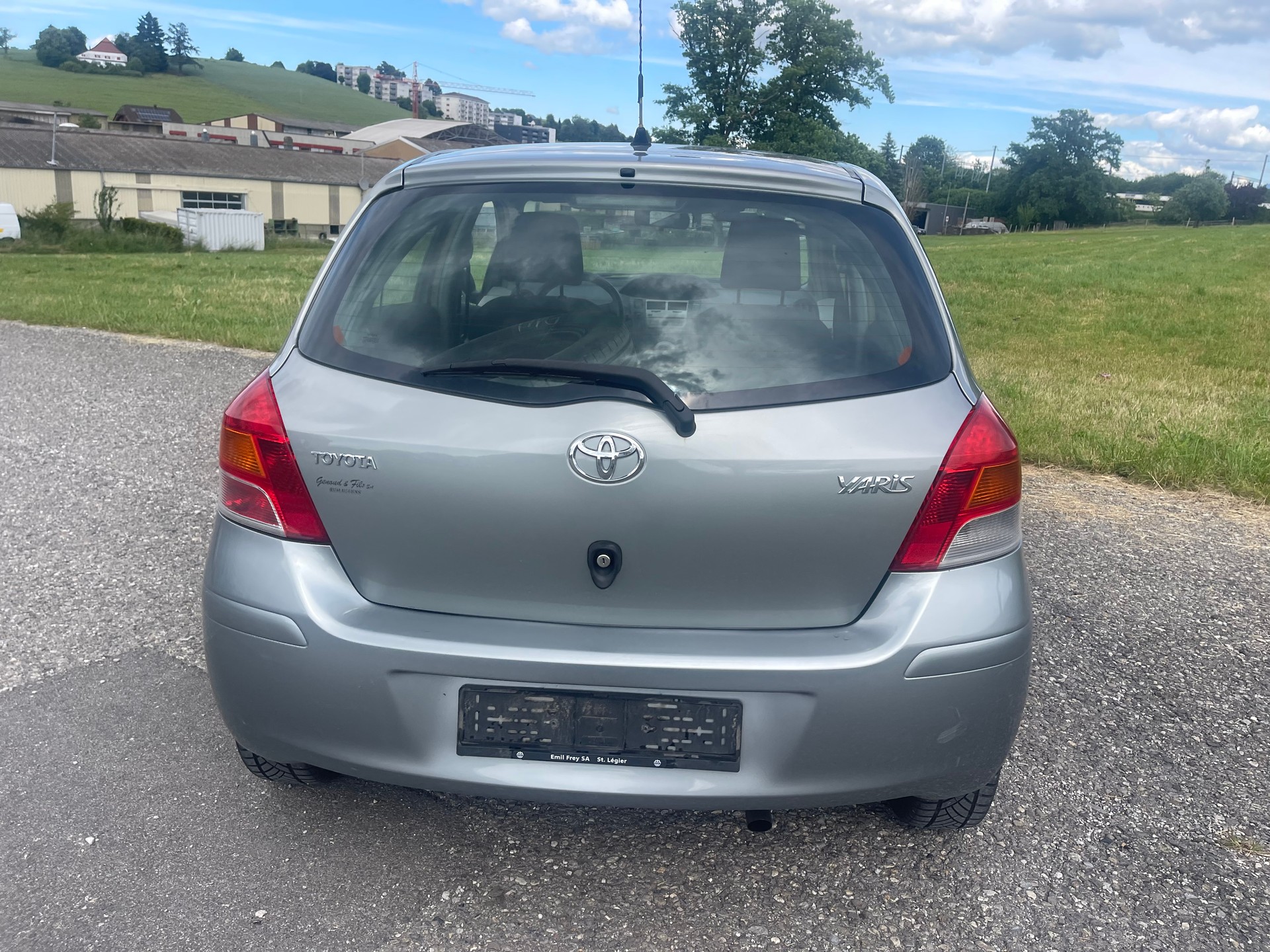 TOYOTA Yaris 1.33 Linea Sol-image-3
